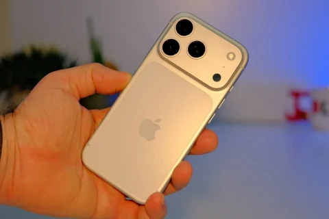 Apple, Avrupa’da operatör satışlarında Samsung’u geride bıraktı