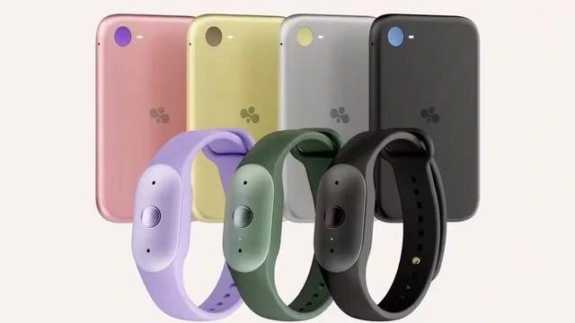 Bee’nin mor, yeşil ve siyah renklerdeki bileklik cihazları ile çeşitli renklerdeki telefon biçimli cihazları