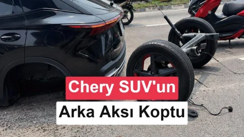 Chery SUV’un arka aksı ve iki arka tekerleği araçtan ayrılmış halde yolda duruyor