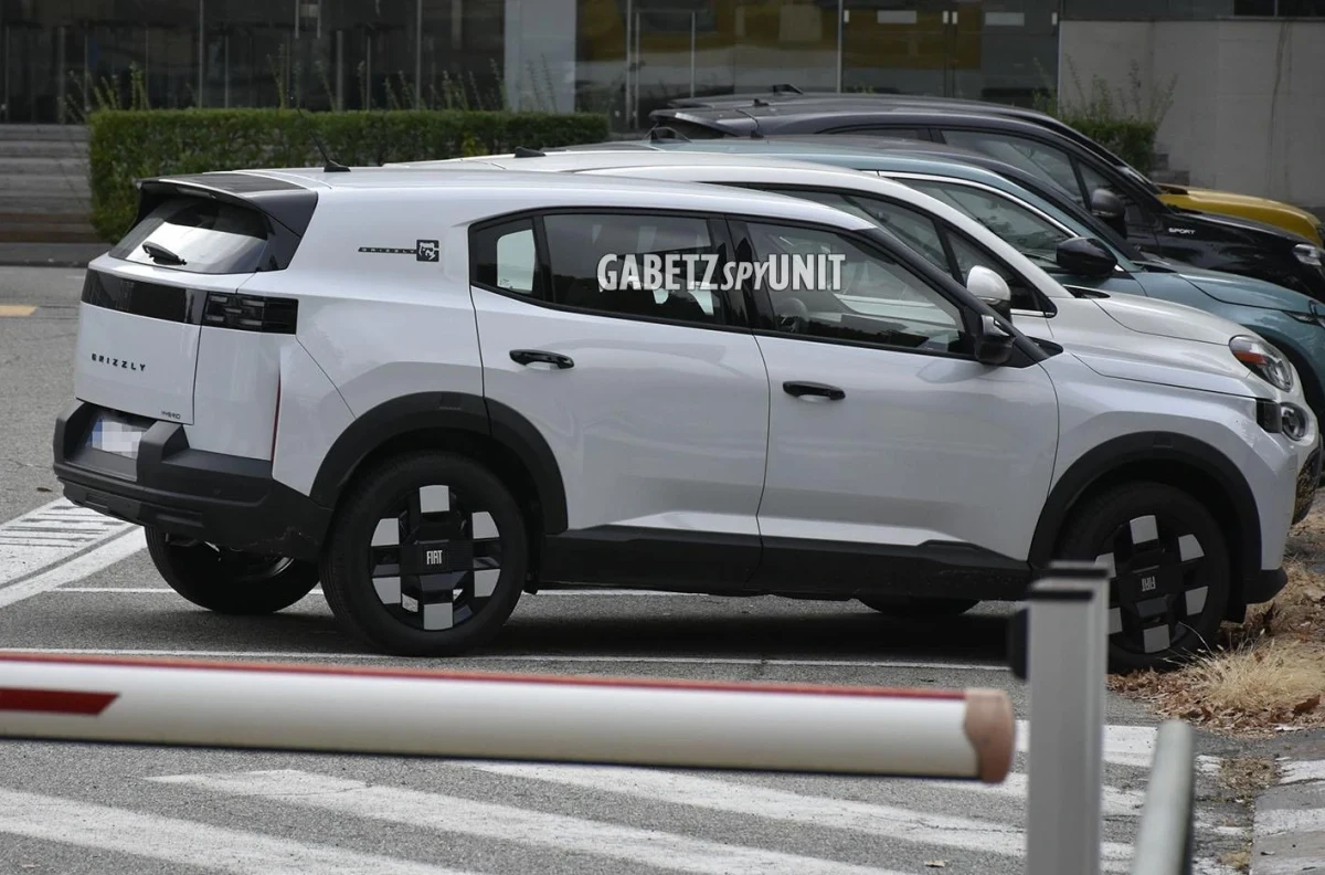 Fiat Grizzly’nin baz versiyonu yandan görüntüleniyor