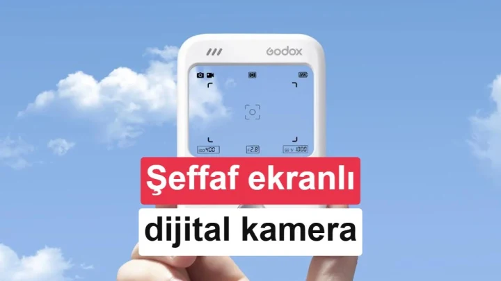 Bir kişinin elinde tuttuğu Godox C100 kamera