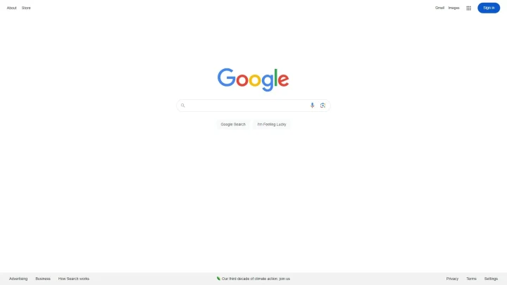 Google logosu ve arama kutusunun yer aldığı ana sayfa
