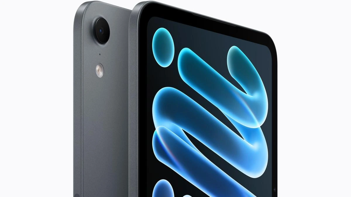 Ön ve arka yüzü görünen koyu renkli iPad mini 8