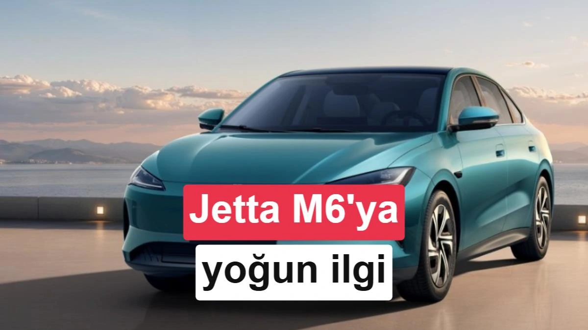Turkuaz renkli Jetta M6 elektrikli sedanın önden ve yandan görünümü