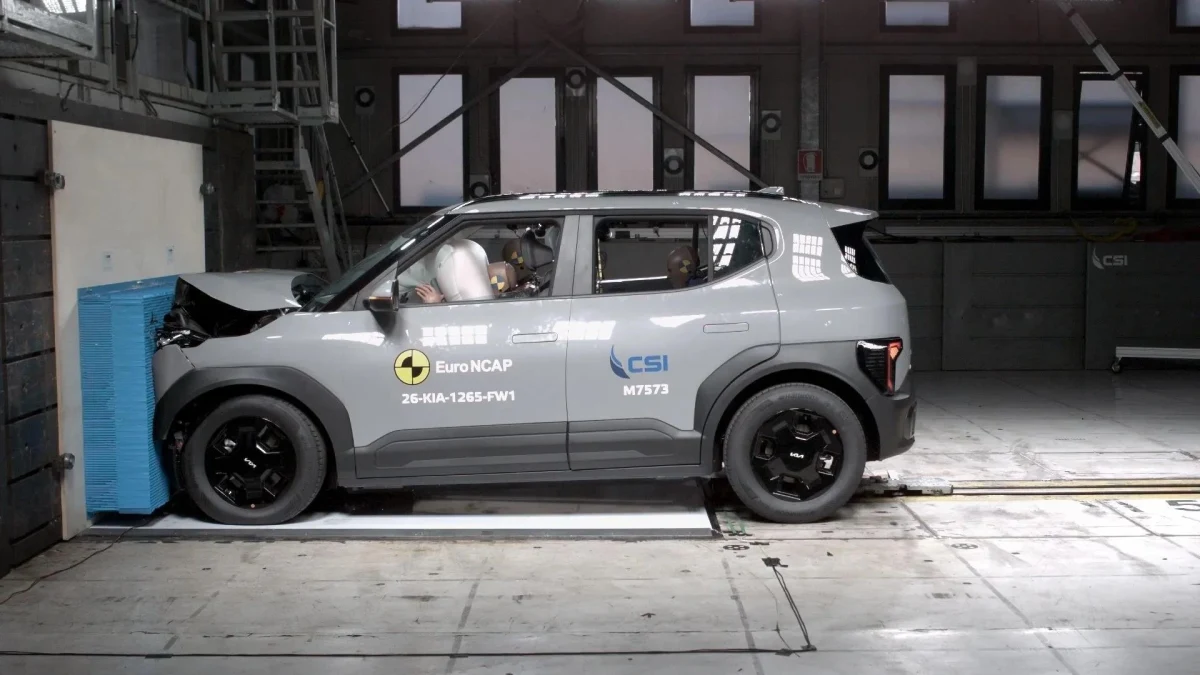 Kia EV2’nin yandan bariyere çarptığı Euro NCAP testi