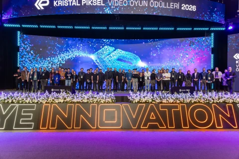 Kristal Piksel Video Oyun Ödülleri 2026 sahnesinde ödül törenine katılanlar