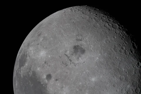 NASA, Ay’ın aşırı soğuğuna dayanacak katı hâl bataryaları geliştiriyor