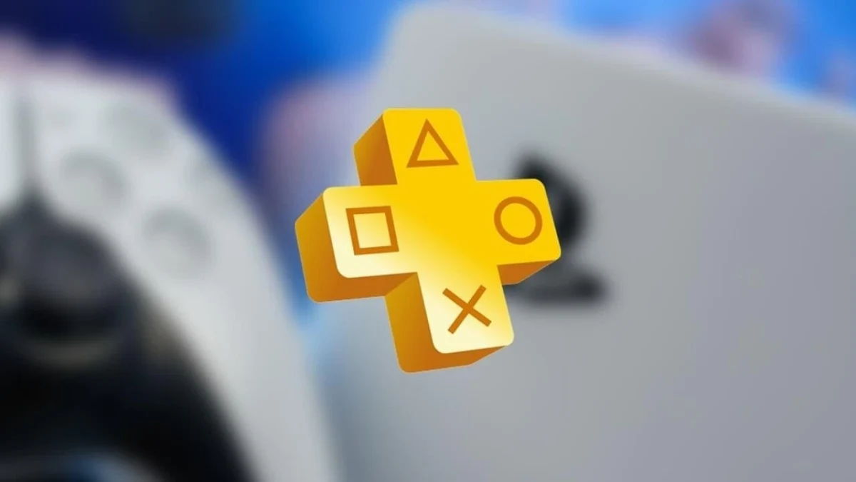 PlayStation Plus simgesi önünde bulanık bir oyun konsolu ve kontrol cihazı