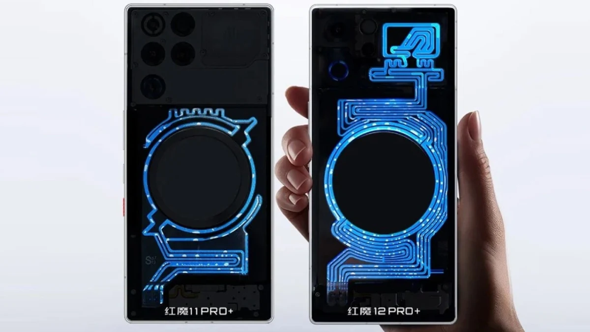 Red Magic 11 Pro+ ve Red Magic 12 Pro+ telefonlarının arka yüzlerinde mavi ışıkla gösterilen sıvı soğutma kanalları