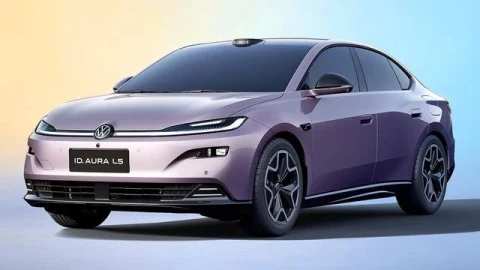 Volkswagen ID. AURA L5 Tanıtıldı: 211 Beygirlik Elektrikli Liftback